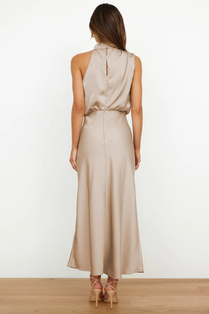 Janna™  | Long satin dress with halter neckline