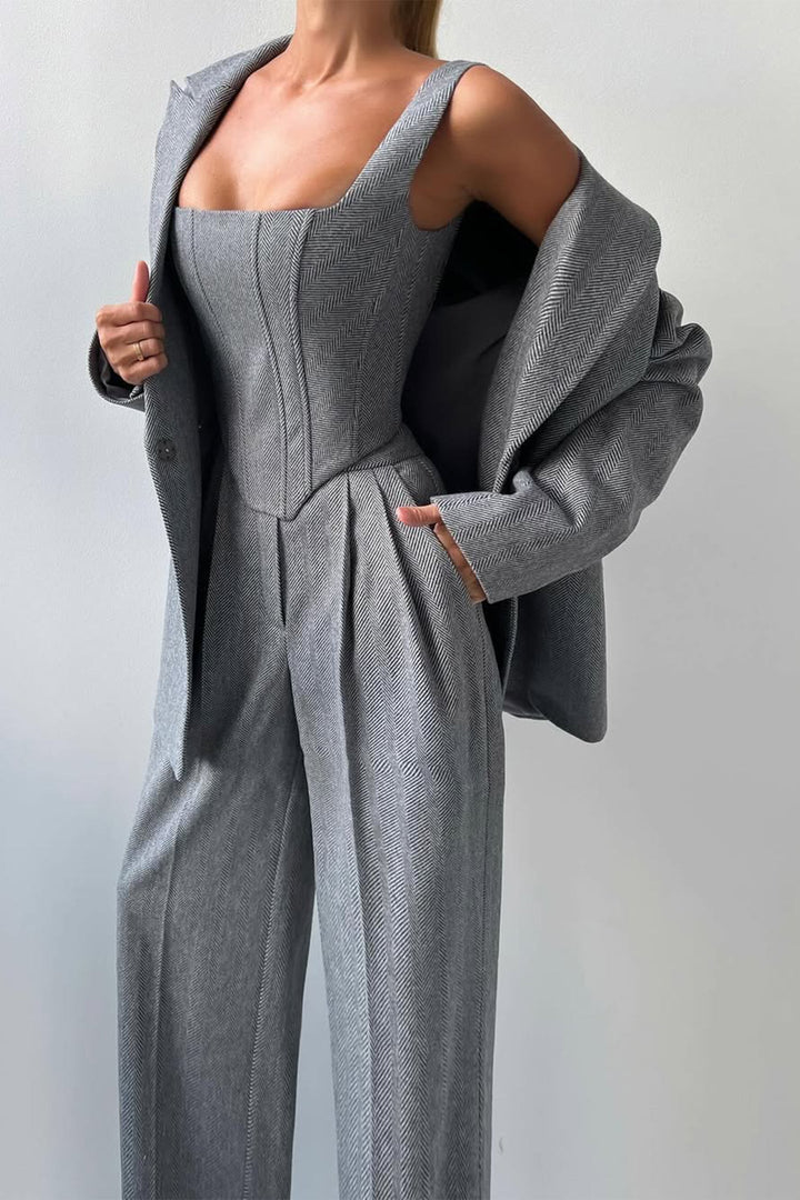 Mila™ | Three-piece set with double-breasted blazer