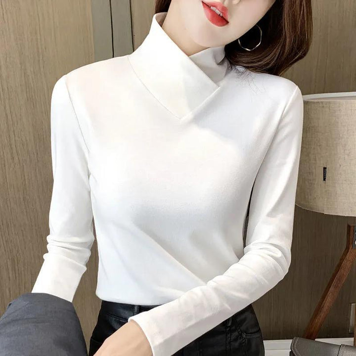 Elly™ | Elegant Turtleneck Fit